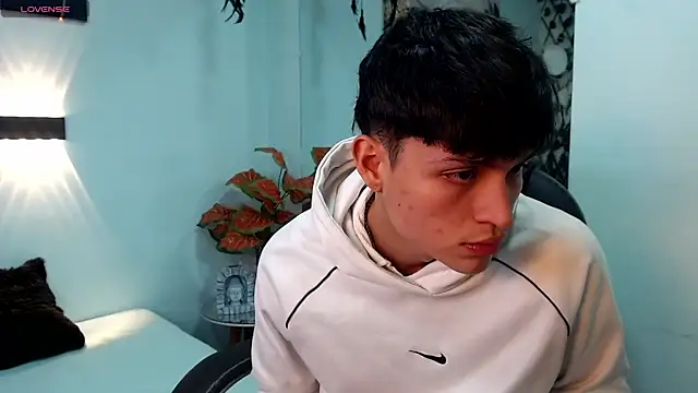 Snapshot of drago_ivan chatting on June 20, 2026, 12:32 pm drago ivan online show from June 20, 2026, 12:32 pm