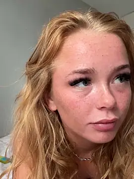 miaflowerxx online show from June 4, 2026, 11:04 am