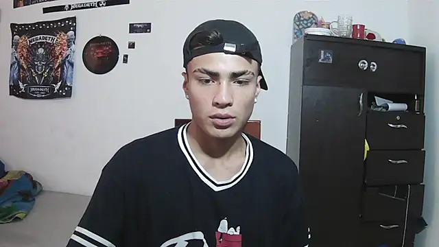 Fenix hardcock online show from June 16, 2026, 5:24 pm