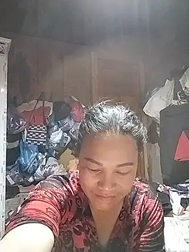 Caily-ly online show from May 17, 2026, 6:24 am