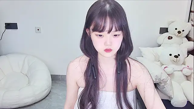 Evil-Bunny007 online show from July 3, 2026, 1:28 pm