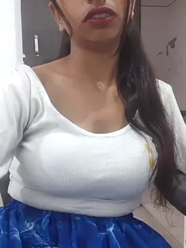 sexy rubina89 online show from June 17, 2026, 4:45 am