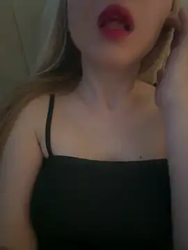 MirayHot online show from May 20, 2026, 6:10 am