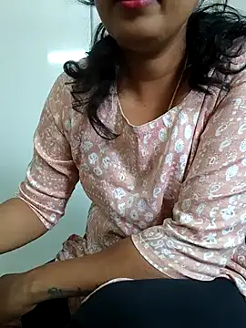 Snapshot of Radhika_rekha_kannada chatting on July 8, 2026, 11:33 am Radhika rekha kannada online show from July 8, 2026, 11:33 am