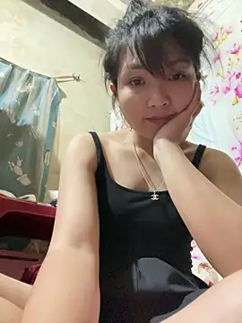 Snapshot of My-cute chatting on May 18, 2026, 1:27 pm My-cute online show from May 18, 2026, 1:27 pm