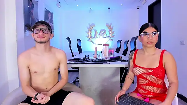 MaiaLopez online show from June 24, 2026, 8:28 pm