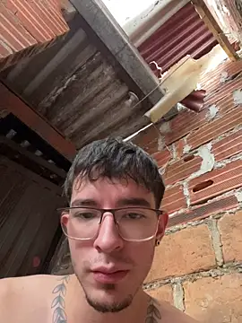 TomasRollins online show from May 14, 2026, 9:56 pm