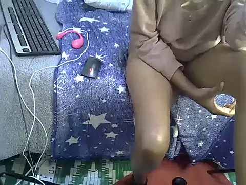Sexxyjey online show from June 16, 2026, 2:11 am