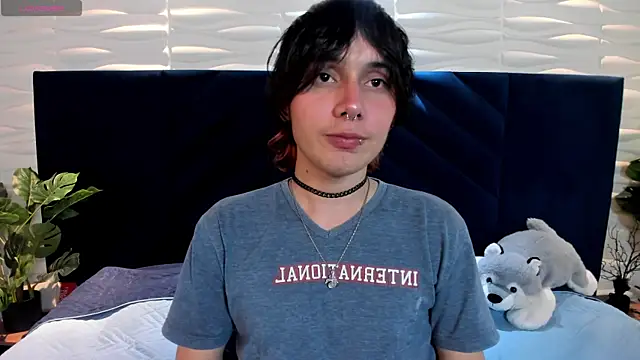 Brunodeluca  online show from June 21, 2026, 8:03 pm