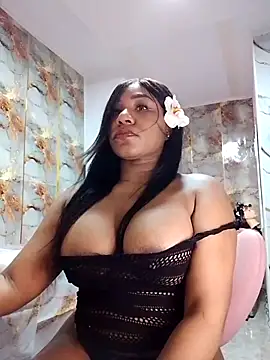 Snapshot of zafiro_ebano chatting on July 1, 2026, 9:15 pm zafiro ebano online show from July 1, 2026, 9:15 pm