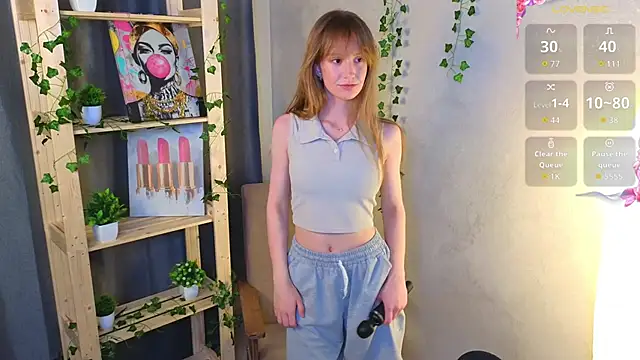 DelinaVV online show from May 29, 2026, 5:19 pm