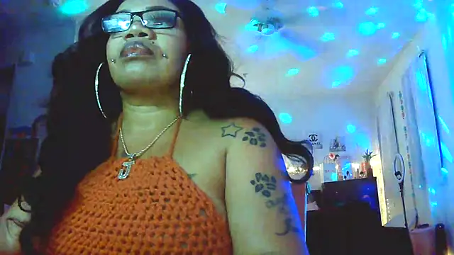 Snapshot of NailGoddessnow chatting on September 28, 2025, 5:36 am NailGoddessnow online show from September 28, 2025, 5:36 am