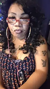 Snapshot of NailGoddessnow chatting on December 16, 2025, 3:22 am NailGoddessnow online show from December 16, 2025, 3:22 am