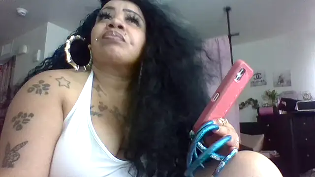 Snapshot of NailGoddessnow chatting on July 1, 2026, 6:52 pm NailGoddessnow online show from July 1, 2026, 6:52 pm