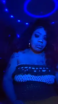 Snapshot of NailGoddessnow chatting on January 26, 2025, 11:18 pm NailGoddessnow online show from January 26, 2025, 11:18 pm