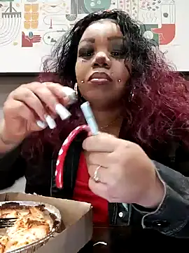 Snapshot of NailGoddessnow chatting on December 25, 2024, 1:31 am NailGoddessnow online show from December 25, 2024, 1:31 am