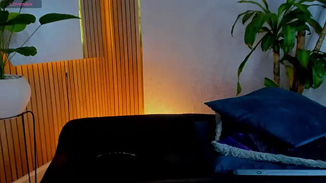 Snapshot of lukas_green11 chatting on June 9, 2026, 8:10 pm lukas green11 online show from June 9, 2026, 8:10 pm