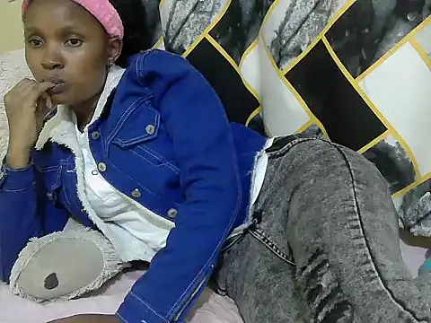Snapshot of afrikaoe chatting on June 15, 2026, 11:48 pm afrikaoe online show from June 15, 2026, 11:48 pm