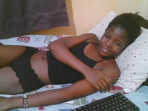 Snapshot of Sweet-tatiana chatting on June 24, 2026, 8:50 pm Sweet-tatiana online show from June 24, 2026, 8:50 pm