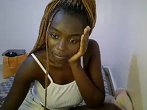 Snapshot of BUNNY_BLISS1 chatting on May 22, 2026, 10:08 pm BUNNY BLISS1 online show from May 22, 2026, 10:08 pm