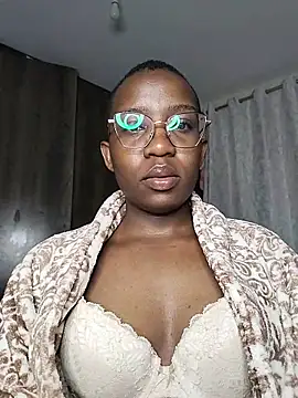 Miss-Temptasion online show from May 18, 2026, 4:29 am