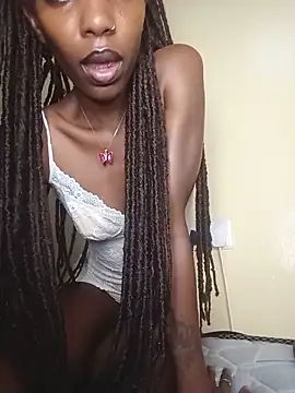 Snapshot of sweets_vibes chatting on May 15, 2026, 9:46 pm sweets vibes online show from May 15, 2026, 9:46 pm