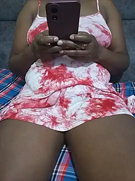 Snapshot of luckyanicia chatting on July 9, 2026, 9:36 pm luckyanicia online show from July 9, 2026, 9:36 pm