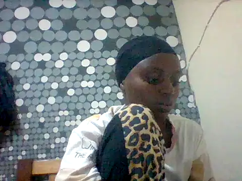 Snapshot of liligal chatting on July 2, 2026, 8:37 pm liligal online show from July 2, 2026, 8:37 pm