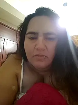 Snapshot of Nanita_0 chatting on May 17, 2026, 4:12 am Nanita 0 online show from May 17, 2026, 4:12 am