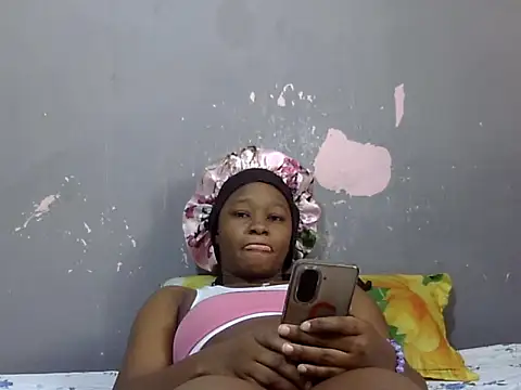 Petite Ebony10 online show from June 5, 2026, 6:52 am