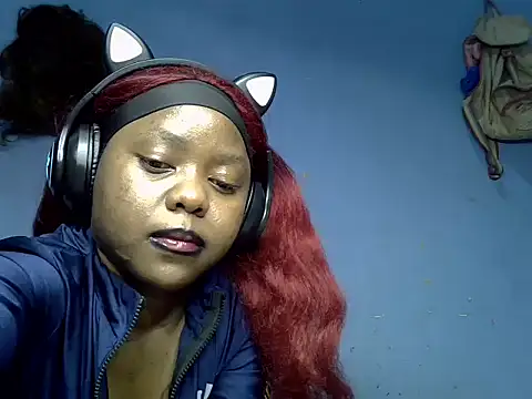 Snapshot of Glow_drip chatting on June 24, 2026, 10:07 pm Glow drip online show from June 24, 2026, 10:07 pm