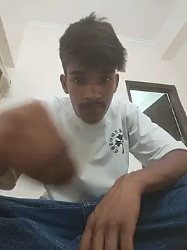 singalguy12 online show from July 26, 2026, 8:43 am
