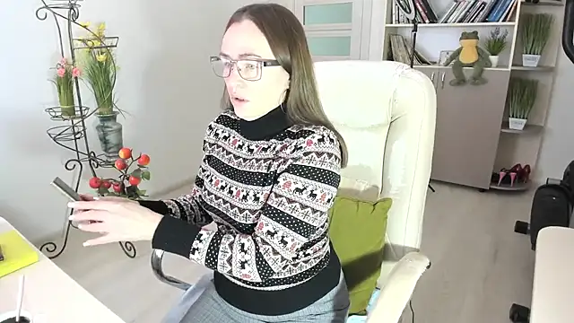 Vika73 online show from February 7, 2026, 7:38 am