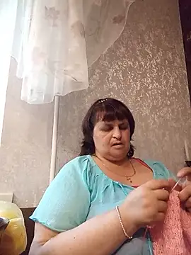LisichkaOksana online show from July 1, 2026, 5:35 pm