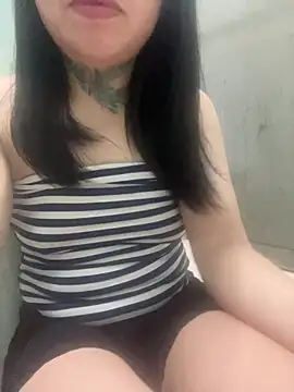 Snapshot of Giupem chatting on May 19, 2026, 1:51 pm Giupem online show from May 19, 2026, 1:51 pm