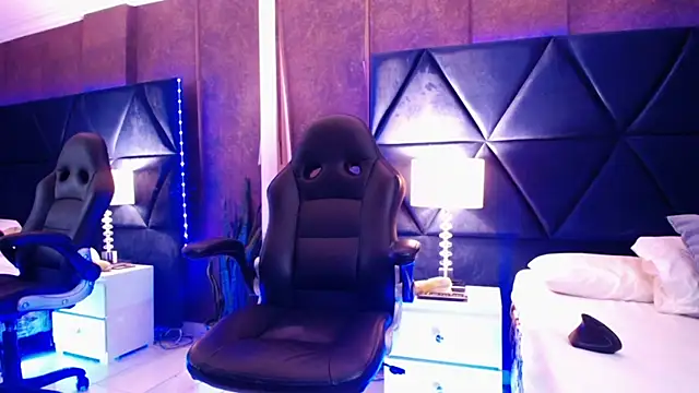 Snapshot of ThiagoFerrer_ chatting on June 18, 2026, 5:17 am ThiagoFerrer online show from June 18, 2026, 5:17 am