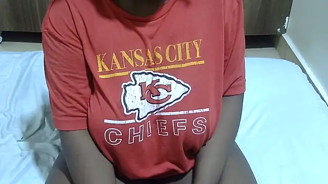 Snapshot of RawHoneyXo- chatting on June 8, 2026, 1:50 am RawHoneyXo- online show from June 8, 2026, 1:50 am