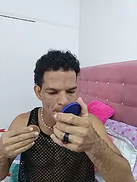 Snapshot of Ryan_04 chatting on June 5, 2026, 1:50 pm Ryan 04 online show from June 5, 2026, 1:50 pm