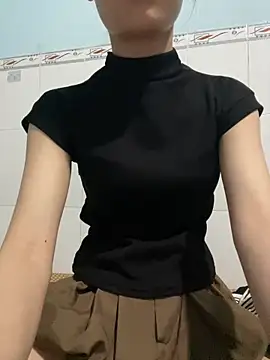 Bea-777 online show from May 18, 2026, 6:56 pm
