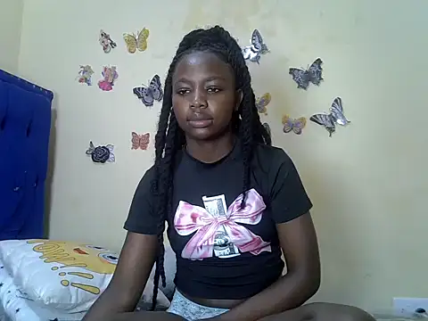 PinkCoochie02 online show from July 12, 2026, 3:35 pm