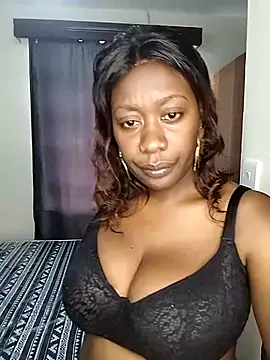 Snapshot of ballbuster2026 chatting on May 18, 2026, 12:21 pm ballbuster2026 online show from May 18, 2026, 12:21 pm