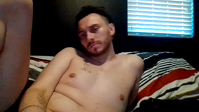Snapshot of Tallhungcloudyyy chatting on June 20, 2026, 11:10 pm Tallhungcloudyyy online show from June 20, 2026, 11:10 pm