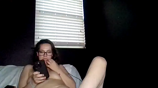 Snapshot of Tallhungcloudyyy chatting on June 11, 2026, 2:53 am Tallhungcloudyyy online show from June 11, 2026, 2:53 am