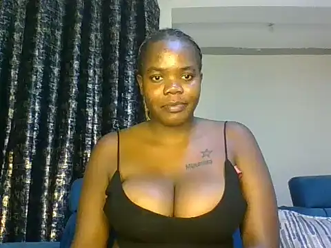 Snapshot of summerdivah chatting on June 4, 2026, 6:01 pm summerdivah online show from June 4, 2026, 6:01 pm