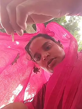 Snapshot of RAJNI_CUTY69 chatting on July 20, 2026, 6:21 am RAJNI CUTY69 online show from July 20, 2026, 6:21 am