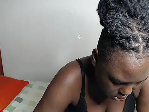 mollynavy online show from June 21, 2026, 6:36 pm