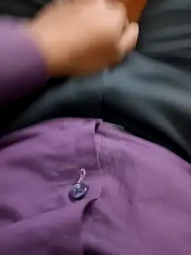 Snapshot of Playboygujrati chatting on November 26, 2025, 1:11 pm Playboygujrati online show from November 26, 2025, 1:11 pm