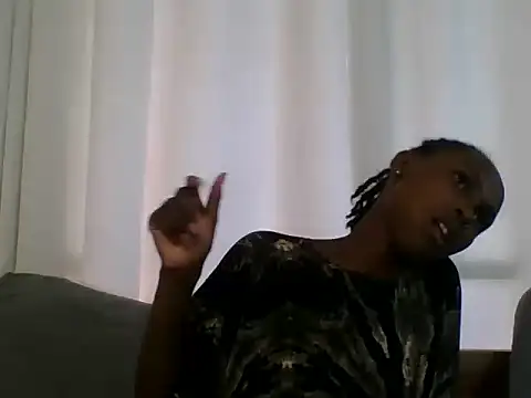 Snapshot of Sleek_petite chatting on June 21, 2026, 7:58 am Sleek petite online show from June 21, 2026, 7:58 am