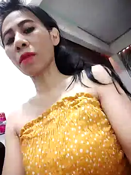 Snapshot of Alisaa0716 chatting on June 5, 2026, 6:40 am Alisaa0716 online show from June 5, 2026, 6:40 am