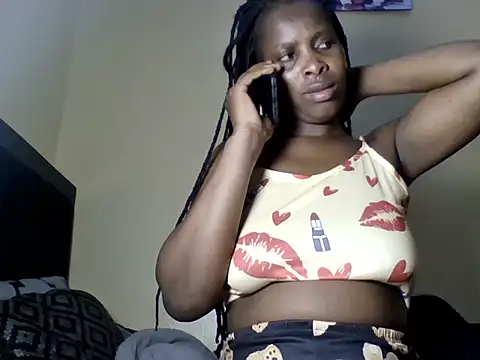 Snapshot of camila_lorah chatting on July 9, 2026, 8:19 pm camila lorah online show from July 9, 2026, 8:19 pm